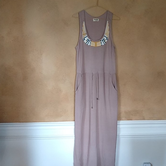 Nombre Maxi Dress - Picture 6 of 12